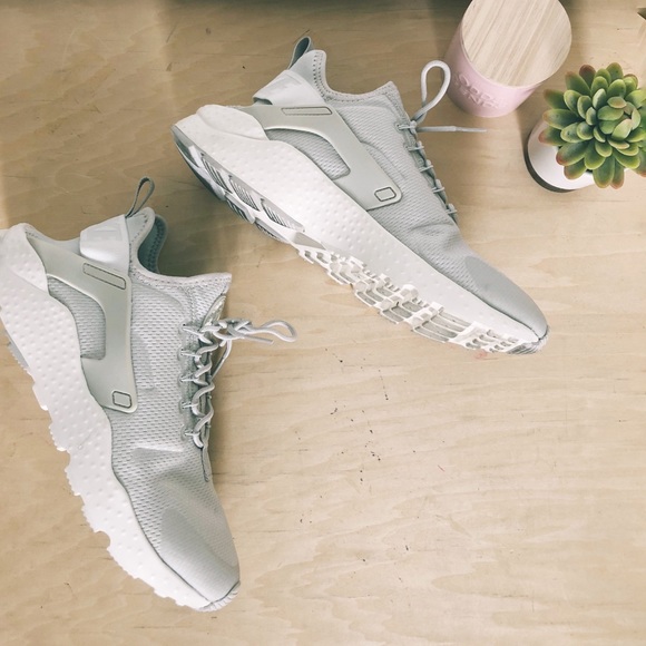 Nike Shoes - Nike Air Huarache Run Ultra Women’s 10